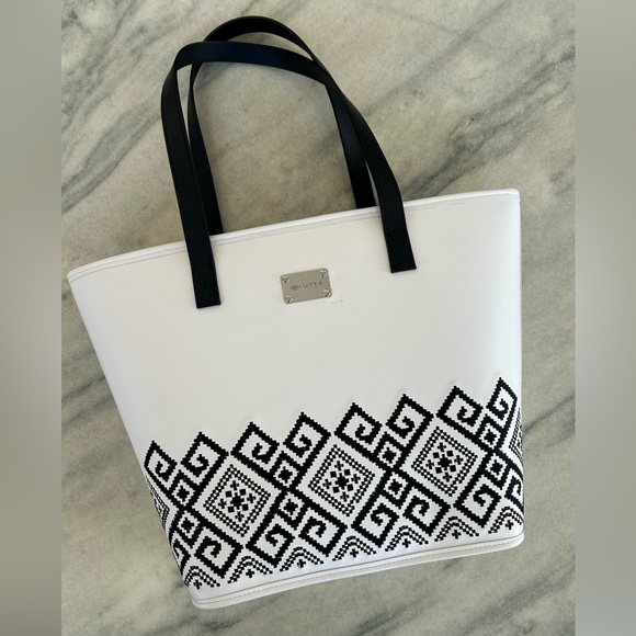 Leather Tote Bag Artisan Handmade in Romania Iutta Embroidered Cream Black Zip - Picture 1 of 16